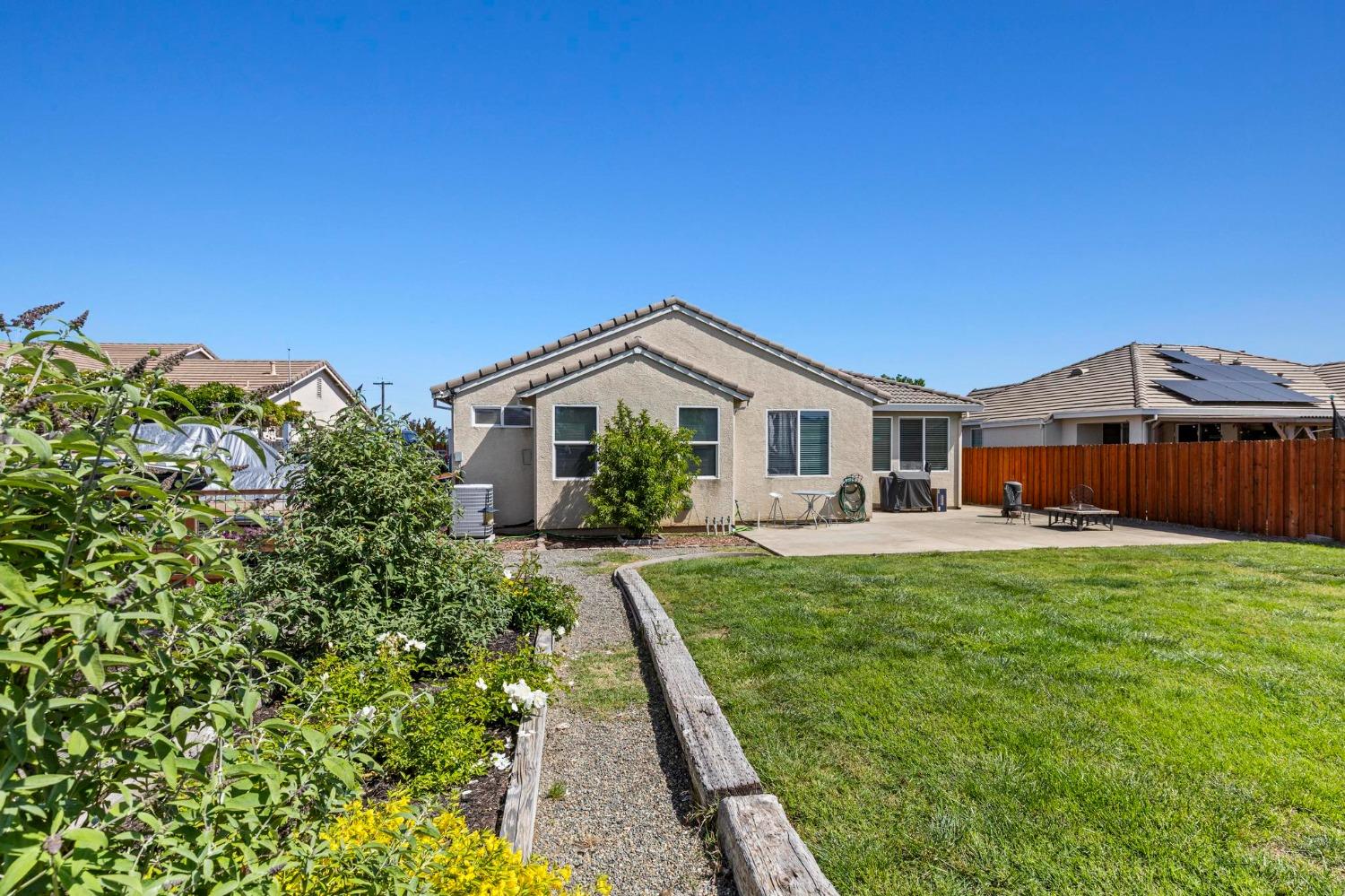 Kneebone Court, Plumas Lake, California image 27
