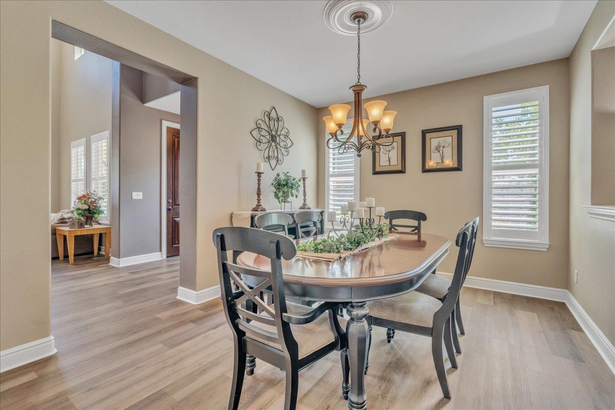 Woodgate Way, Roseville, California image 14