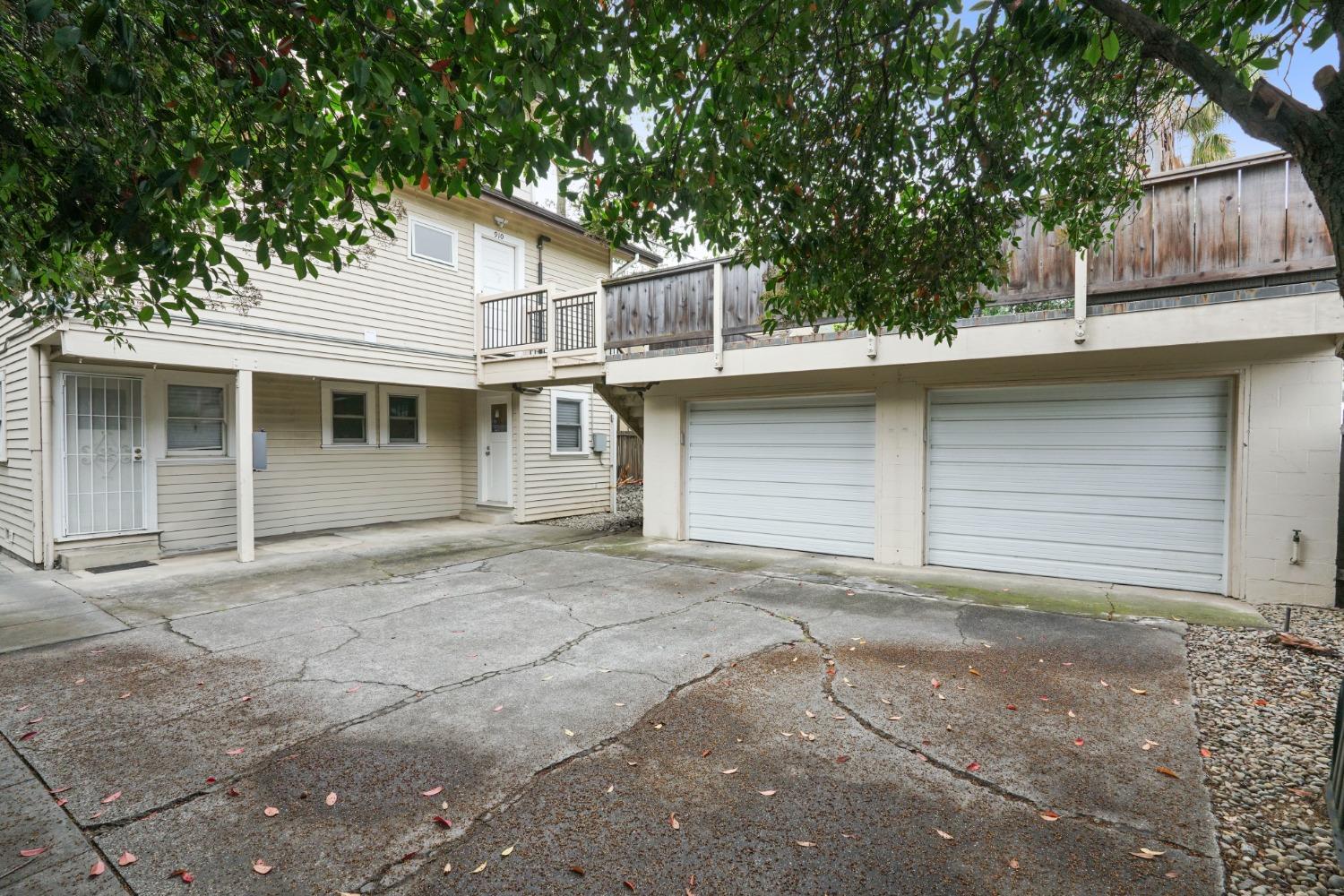 Detail Gallery Image 12 of 26 For 910 38th St, Sacramento,  CA 95816 - – Beds | – Baths