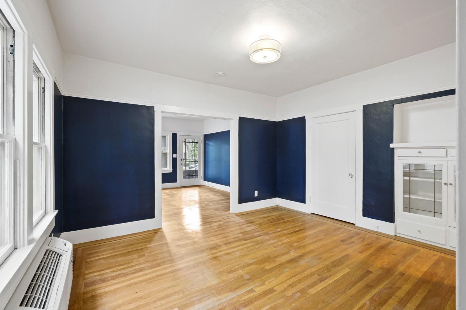 Detail Gallery Image 16 of 33 For 2400 F Street St, Sacramento,  CA 95816 - – Beds | – Baths
