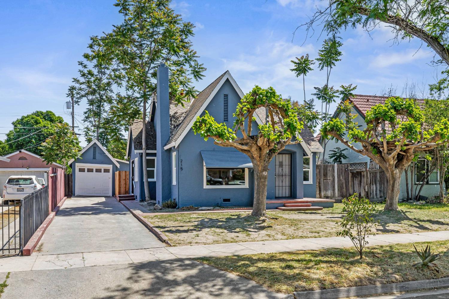 Sunset Boulevard, Modesto, California image 1