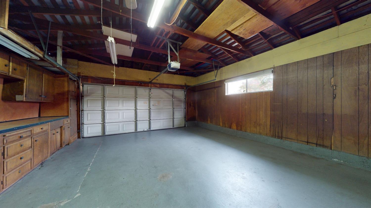 Tamarisk Avenue, Stockton, California image 13