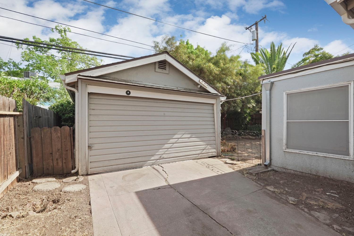 W Elm Street, Stockton, California image 6