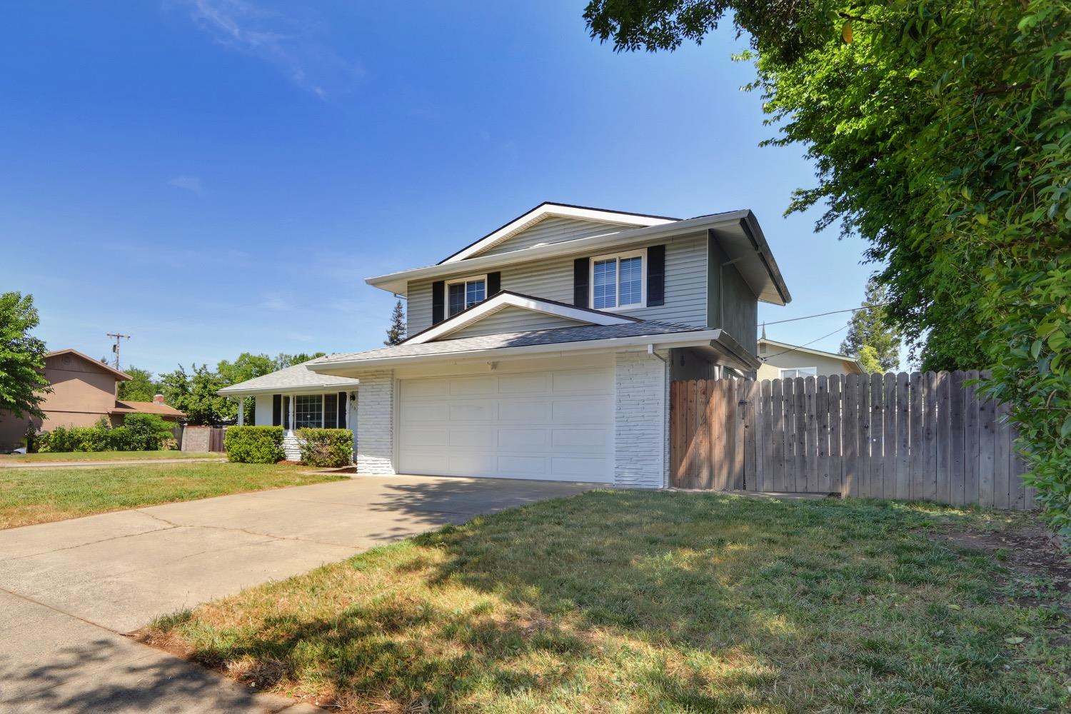 Detail Gallery Image 43 of 44 For 9101 La Riviera Dr, Sacramento,  CA 95826 - 4 Beds | 2 Baths