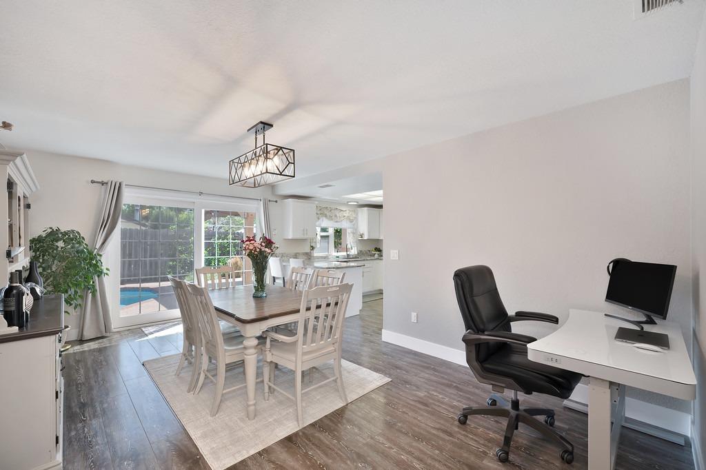 Detail Gallery Image 16 of 41 For 6630 Thunderhead Cir, Orangevale,  CA 95662 - 3 Beds | 2 Baths