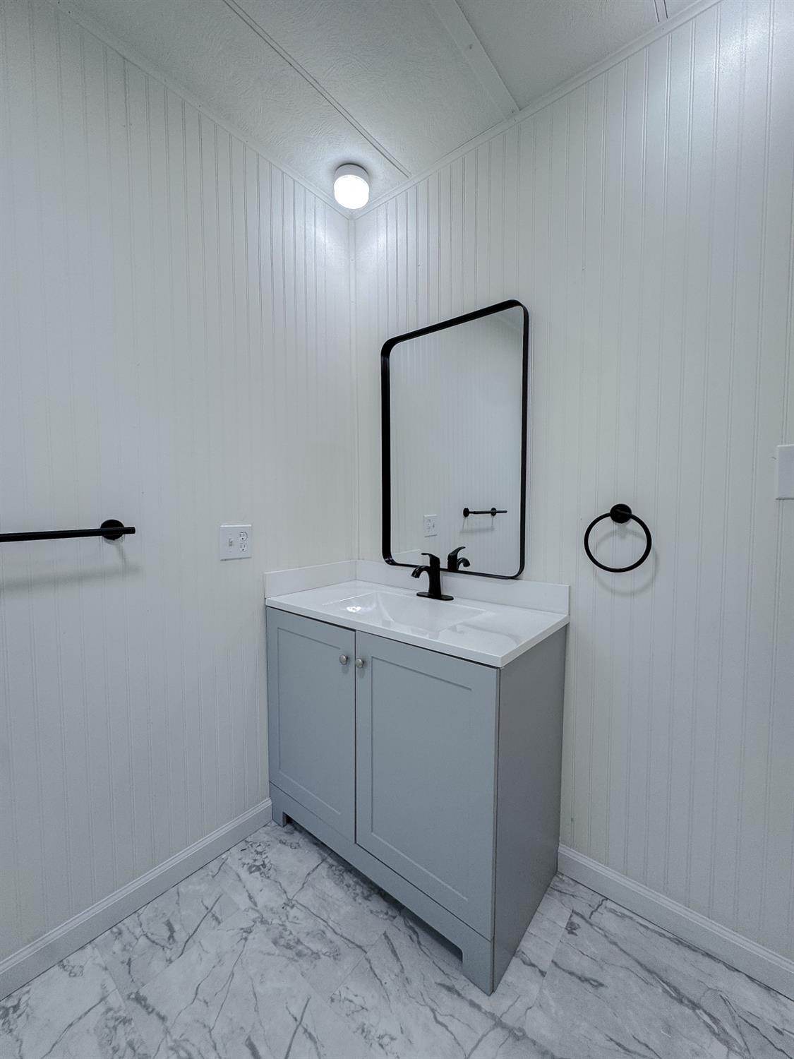 Detail Gallery Image 29 of 48 For 5836 Stonyford, Sacramento,  CA 95842 - 3 Beds | 2 Baths