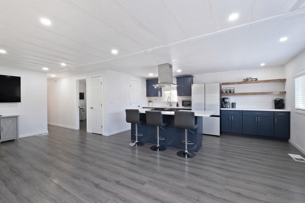 Detail Gallery Image 13 of 41 For 6025 Dias Ave 183, Sacramento,  CA 95824 - 2 Beds | 2 Baths