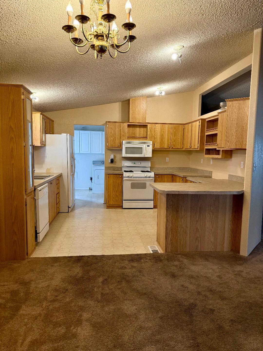 Detail Gallery Image 4 of 21 For 8700 N West Ln 166, Stockton,  CA 95210 - 3 Beds | 2 Baths