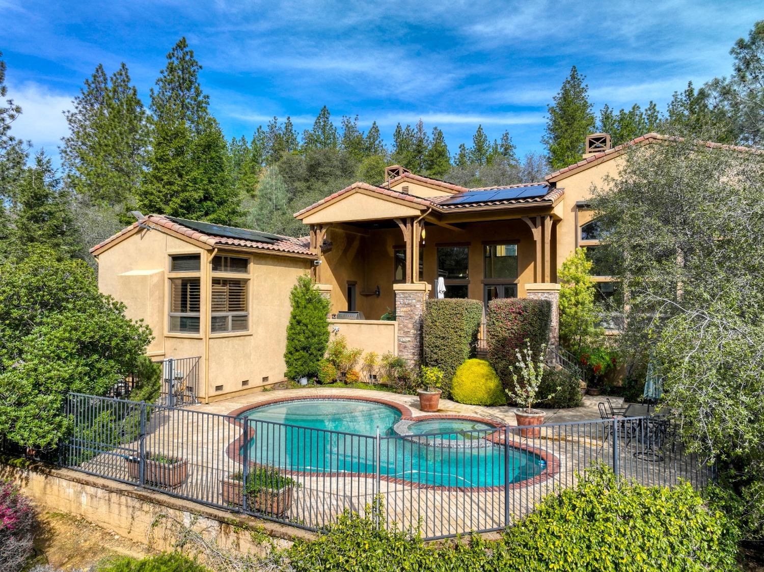 Detail Gallery Image 3 of 90 For 16279 Winchester Club Dr, Meadow Vista,  CA 95722 - 4 Beds | 5/1 Baths