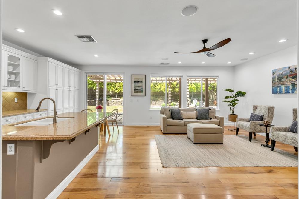 Rimini Way, El Dorado Hills, California image 14