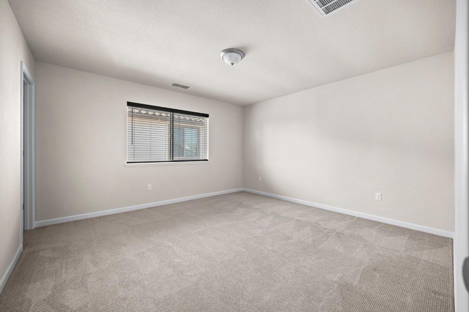 Detail Gallery Image 24 of 31 For 2101 Melody Ln, Modesto,  CA 95355 - 6 Beds | 4 Baths