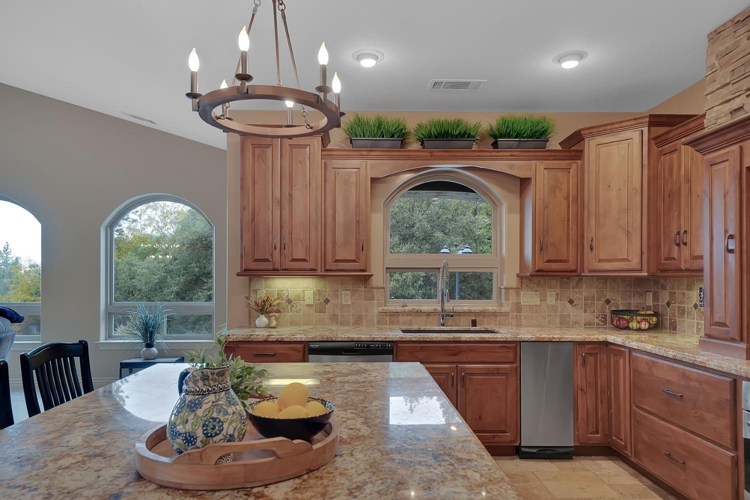 Detail Gallery Image 8 of 88 For 13707 Petersen Ranch Dr, Pine Grove,  CA 95665 - 3 Beds | 2/1 Baths