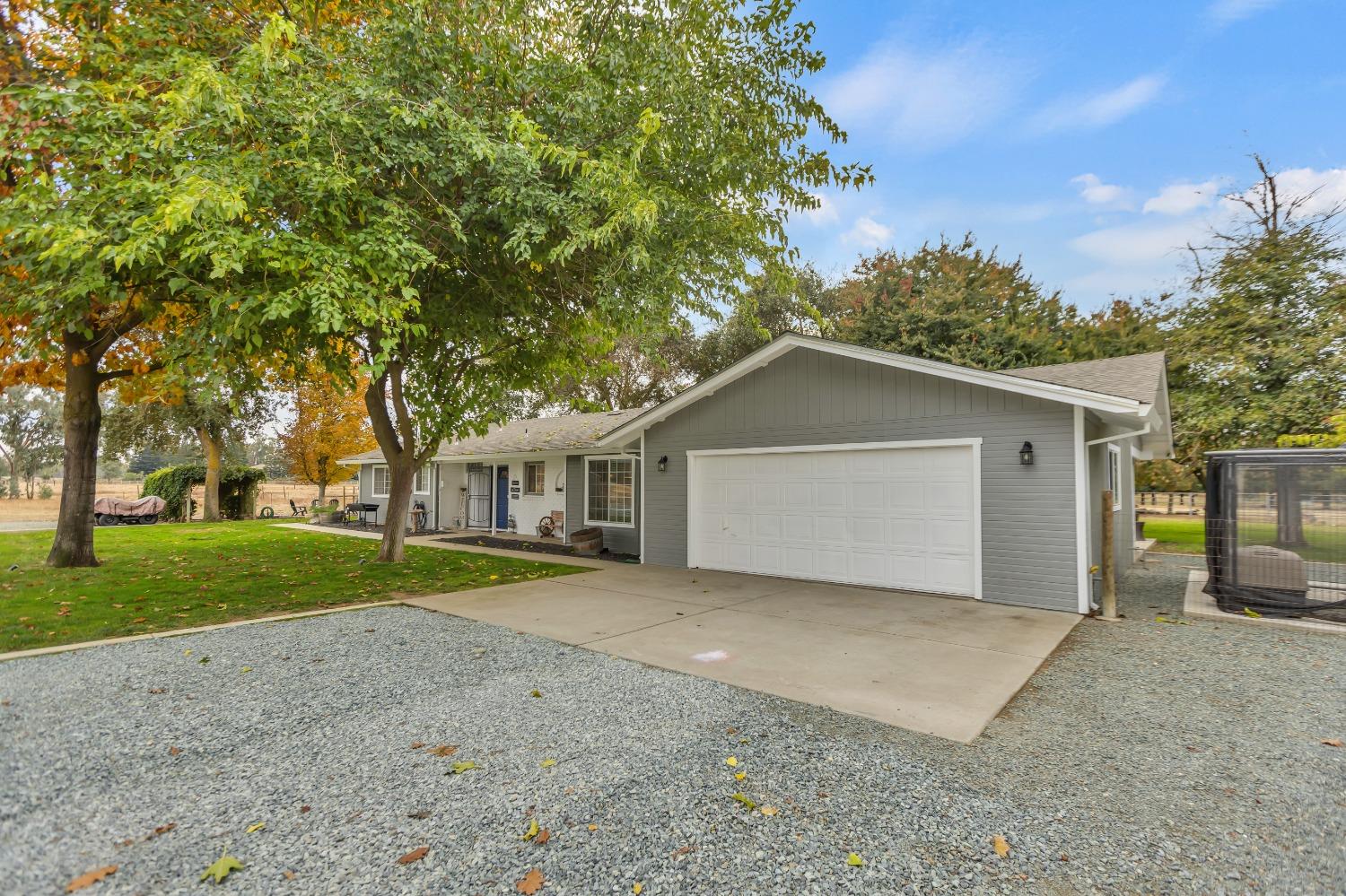 Detail Gallery Image 4 of 81 For 12184 Clay Station Rd, Herald,  CA 95638 - 3 Beds | 2 Baths
