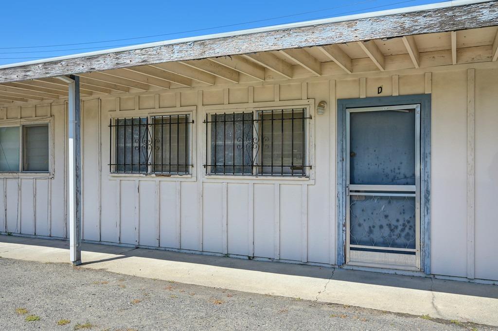 Detail Gallery Image 17 of 34 For 2730 Connie Dr, Sacramento,  CA 95815 - – Beds | – Baths