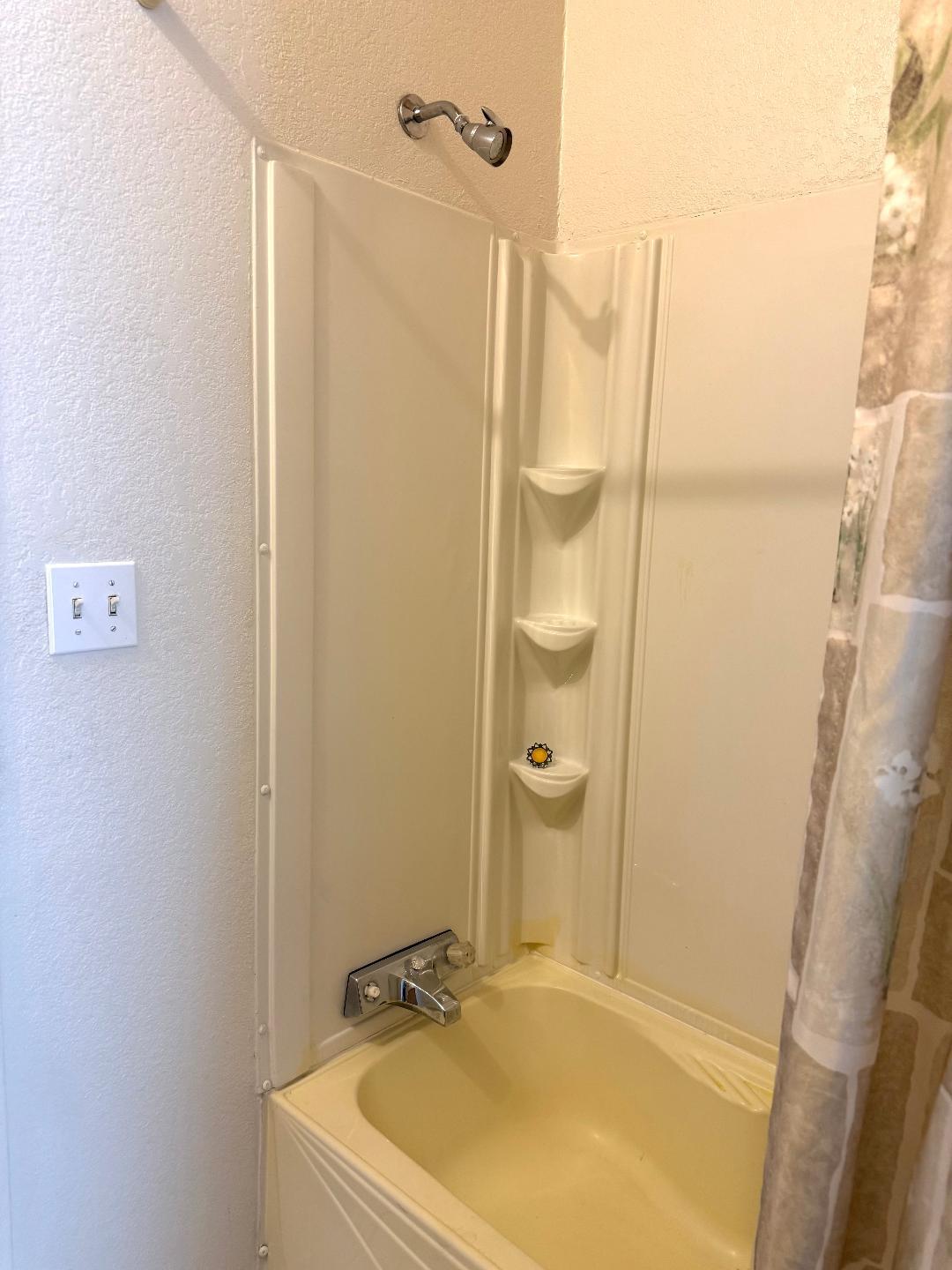 Detail Gallery Image 12 of 21 For 8700 N West Ln 166, Stockton,  CA 95210 - 3 Beds | 2 Baths