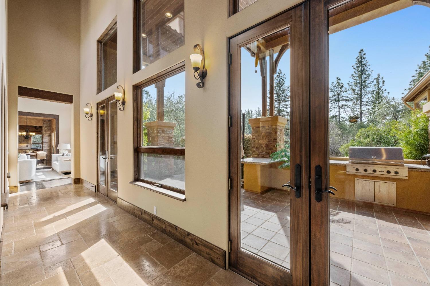 Detail Gallery Image 38 of 90 For 16279 Winchester Club Dr, Meadow Vista,  CA 95722 - 4 Beds | 5/1 Baths