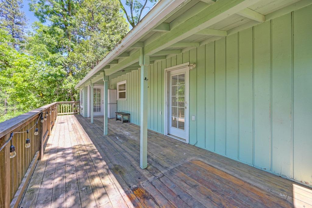 Meadow Drive, Grass Valley, California image 28
