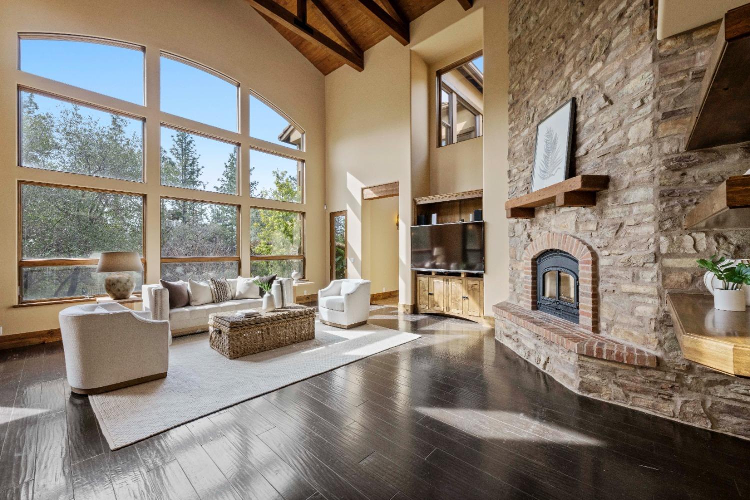 Detail Gallery Image 17 of 90 For 16279 Winchester Club Dr, Meadow Vista,  CA 95722 - 4 Beds | 5/1 Baths
