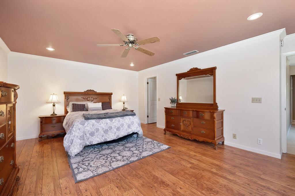 Banff Vista Drive, Elk Grove, California image 14