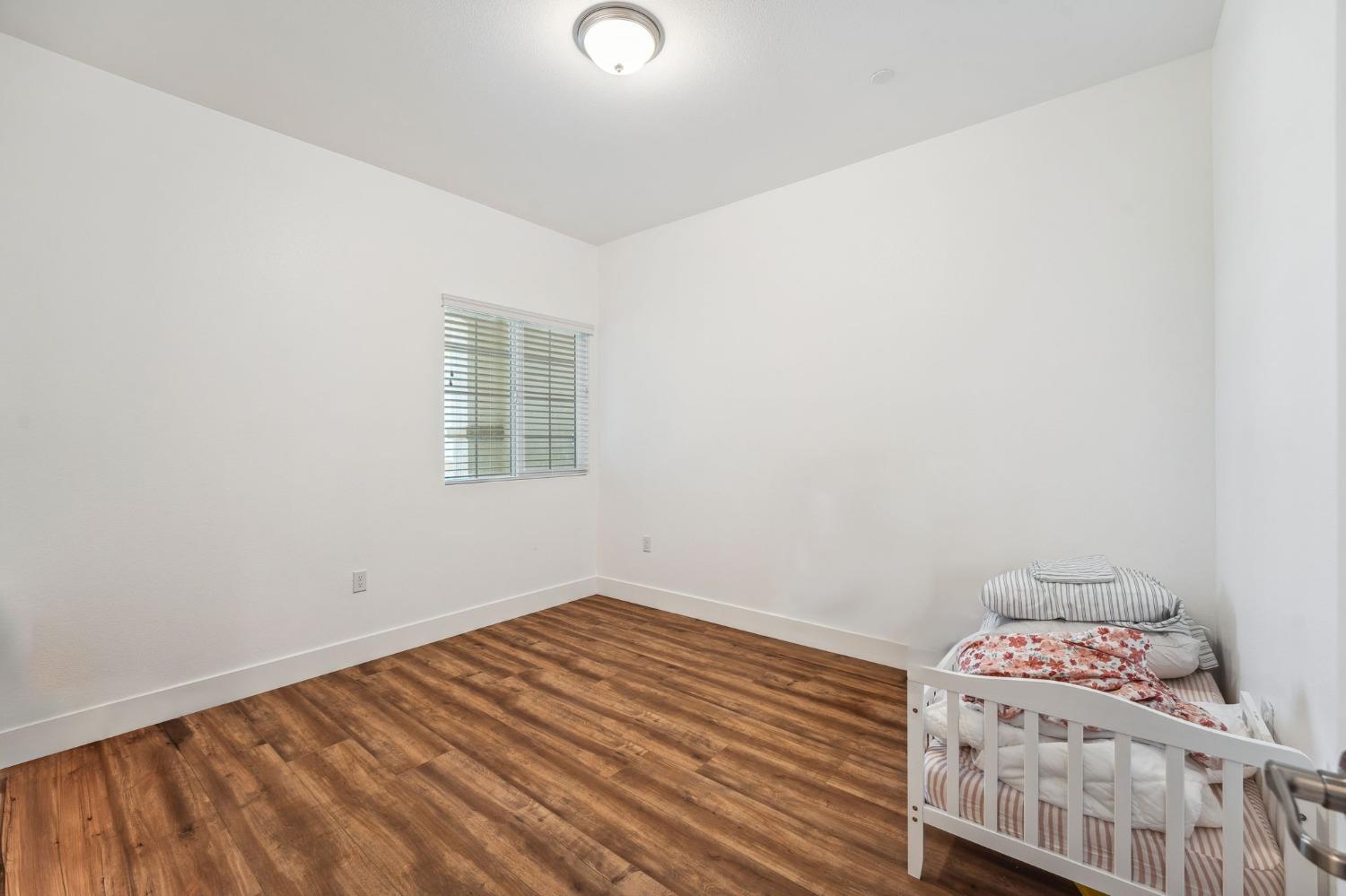 Abbeylane Way, Olivehurst, California image 20