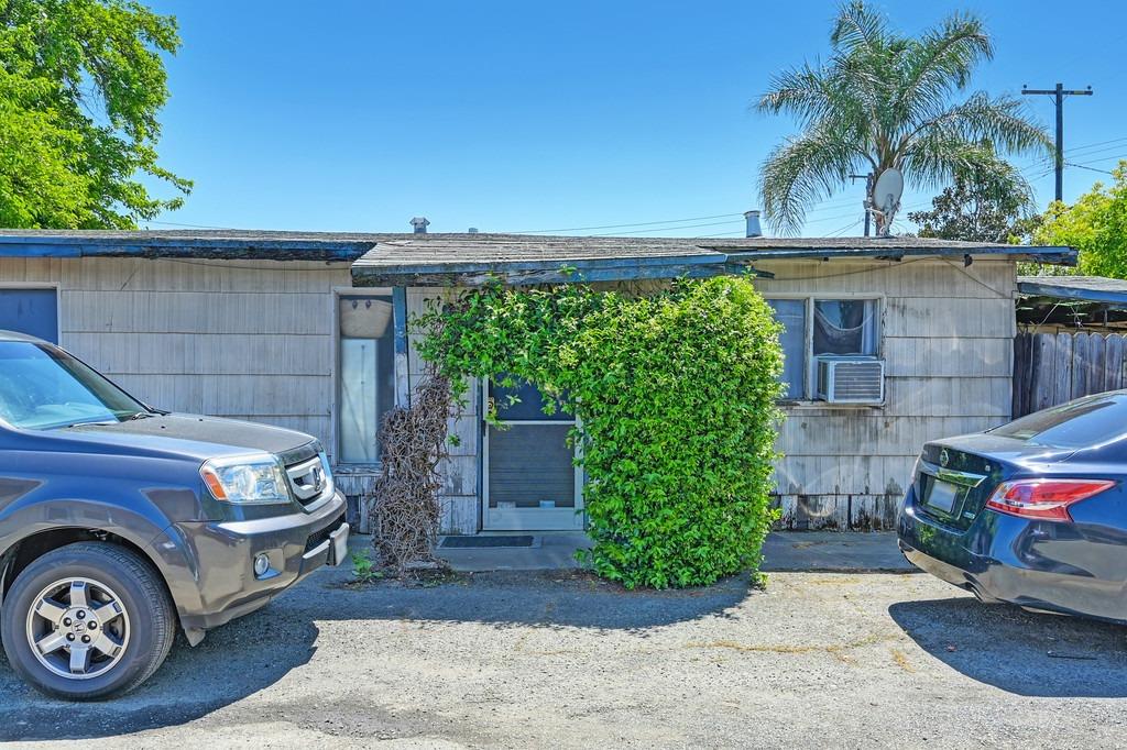Detail Gallery Image 15 of 34 For 2730 Connie Dr, Sacramento,  CA 95815 - – Beds | – Baths