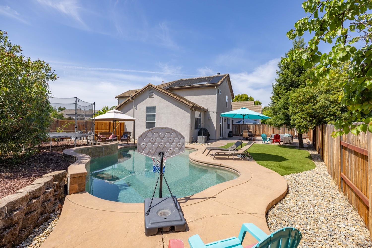 Detail Gallery Image 55 of 63 For 23 Alazar Ct, Sacramento,  CA 95835 - 4 Beds | 3 Baths