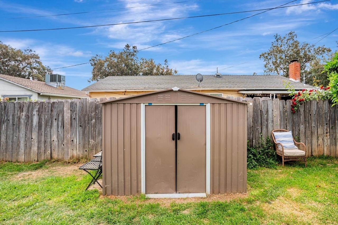 Harris Street, Marysville, California image 33