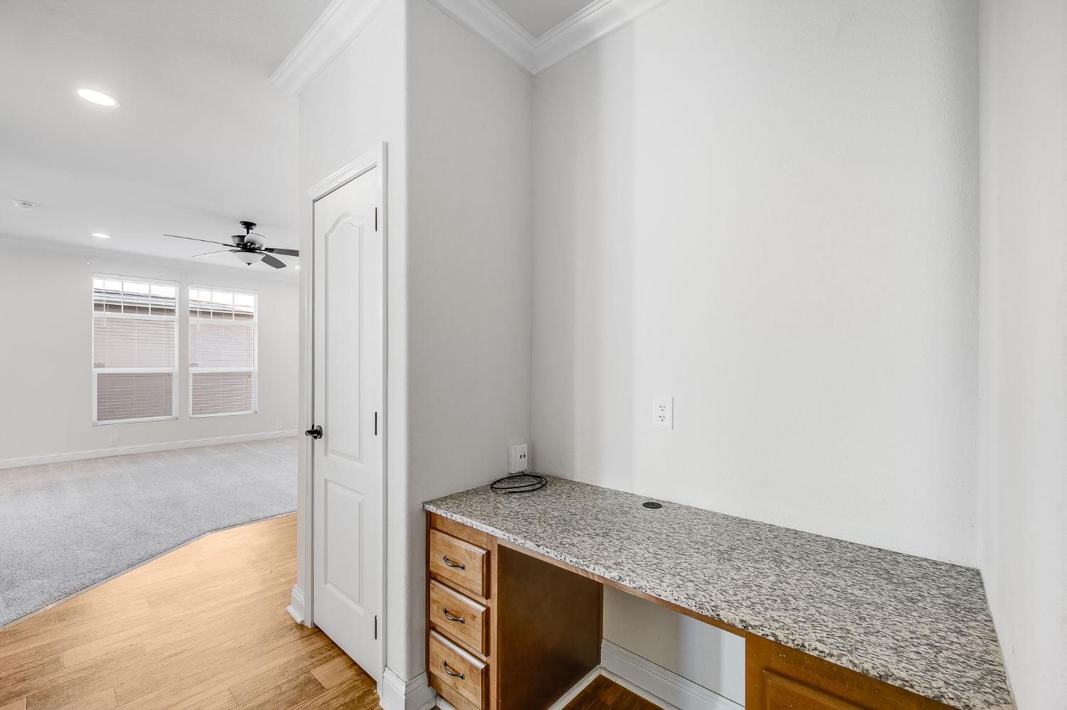 Detail Gallery Image 17 of 38 For 5505 S Grove St 318, Rocklin,  CA 95677 - 3 Beds | 2 Baths