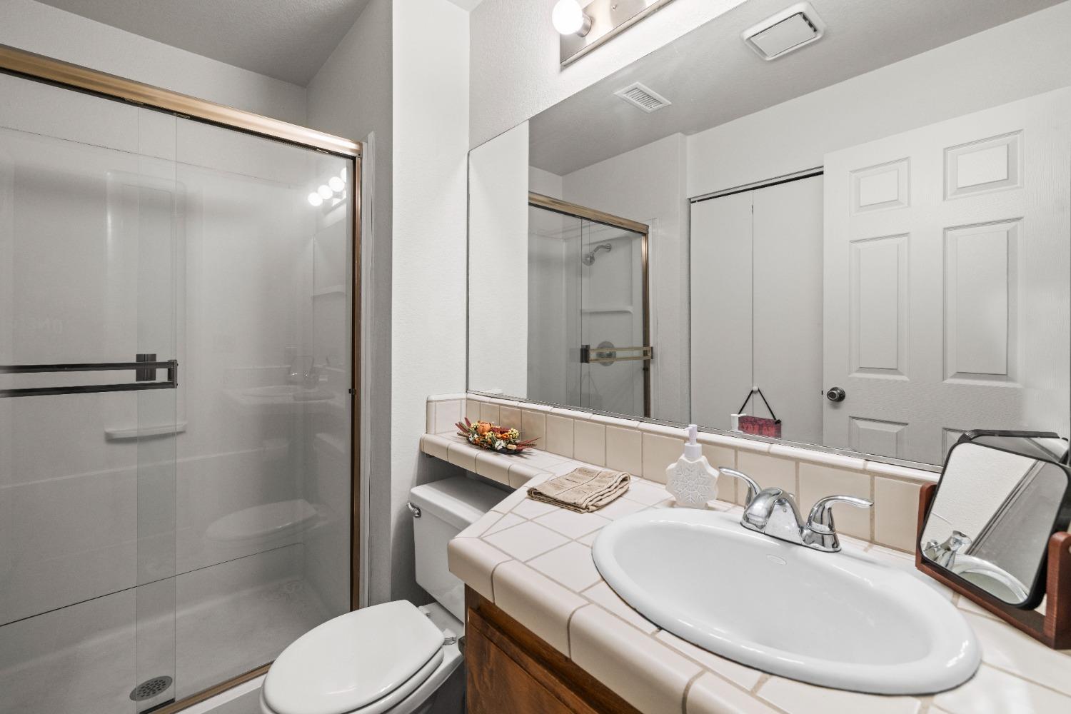 Photo #26: 225054816 Listing: Photo #26