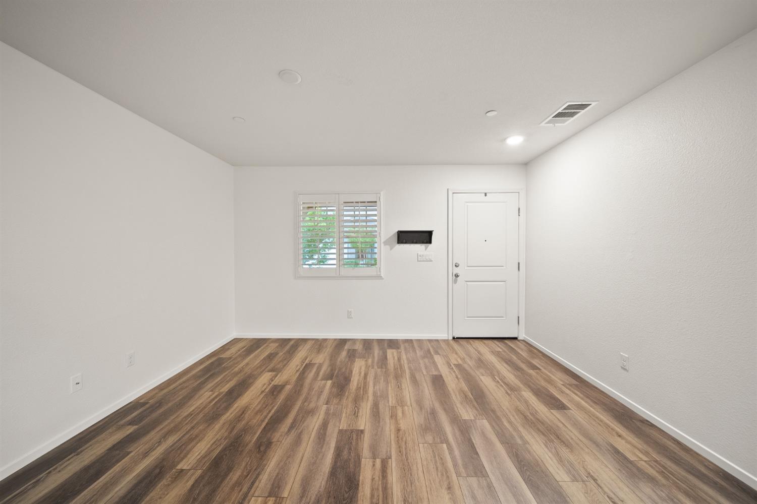 Rynders Way, Sacramento, California image 12
