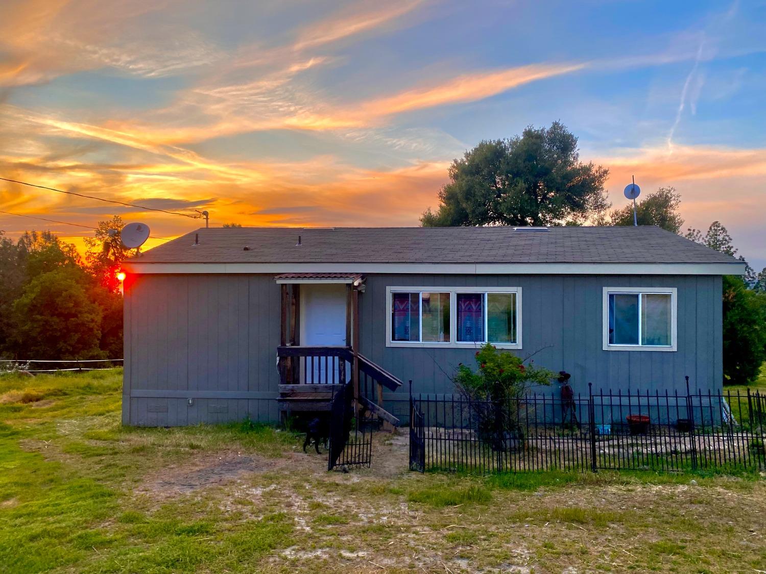 Detail Gallery Image 1 of 52 For 4405 Coyote Ridge Rd, Somerset,  CA 95684 - 3 Beds | 2 Baths