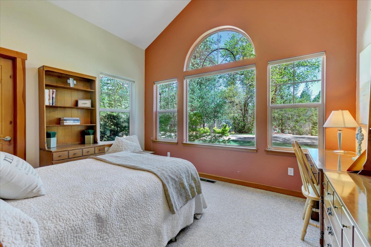 Detail Gallery Image 29 of 80 For 12673 Hoppy Hollow Rd, Grass Valley,  CA 95945 - 4 Beds | 3/1 Baths