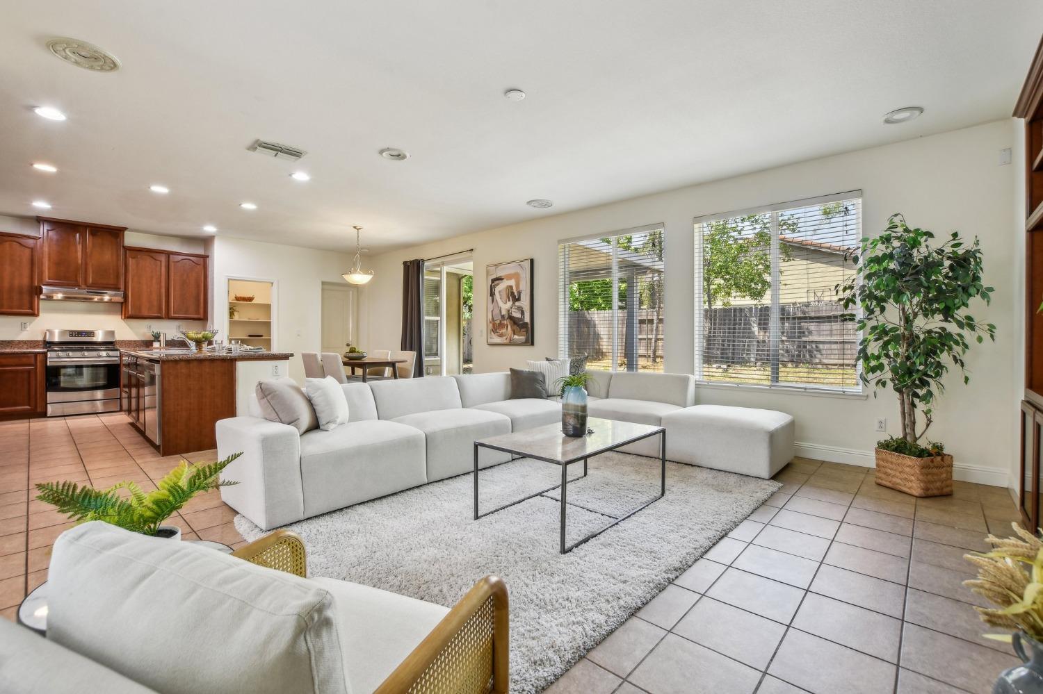 Arista Way, Rancho Cordova, California image 6