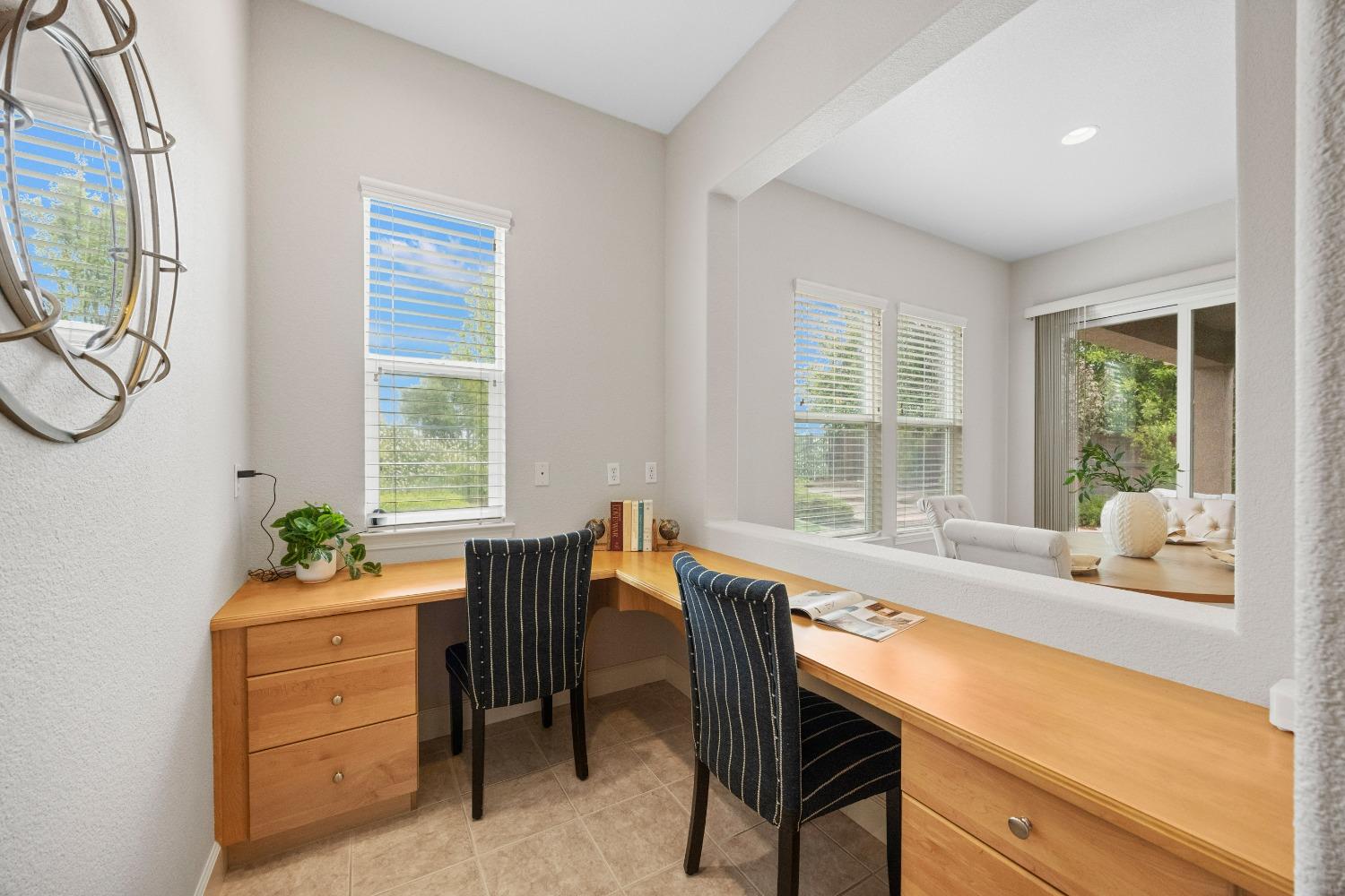 Black Oak, Rocklin, California image 18