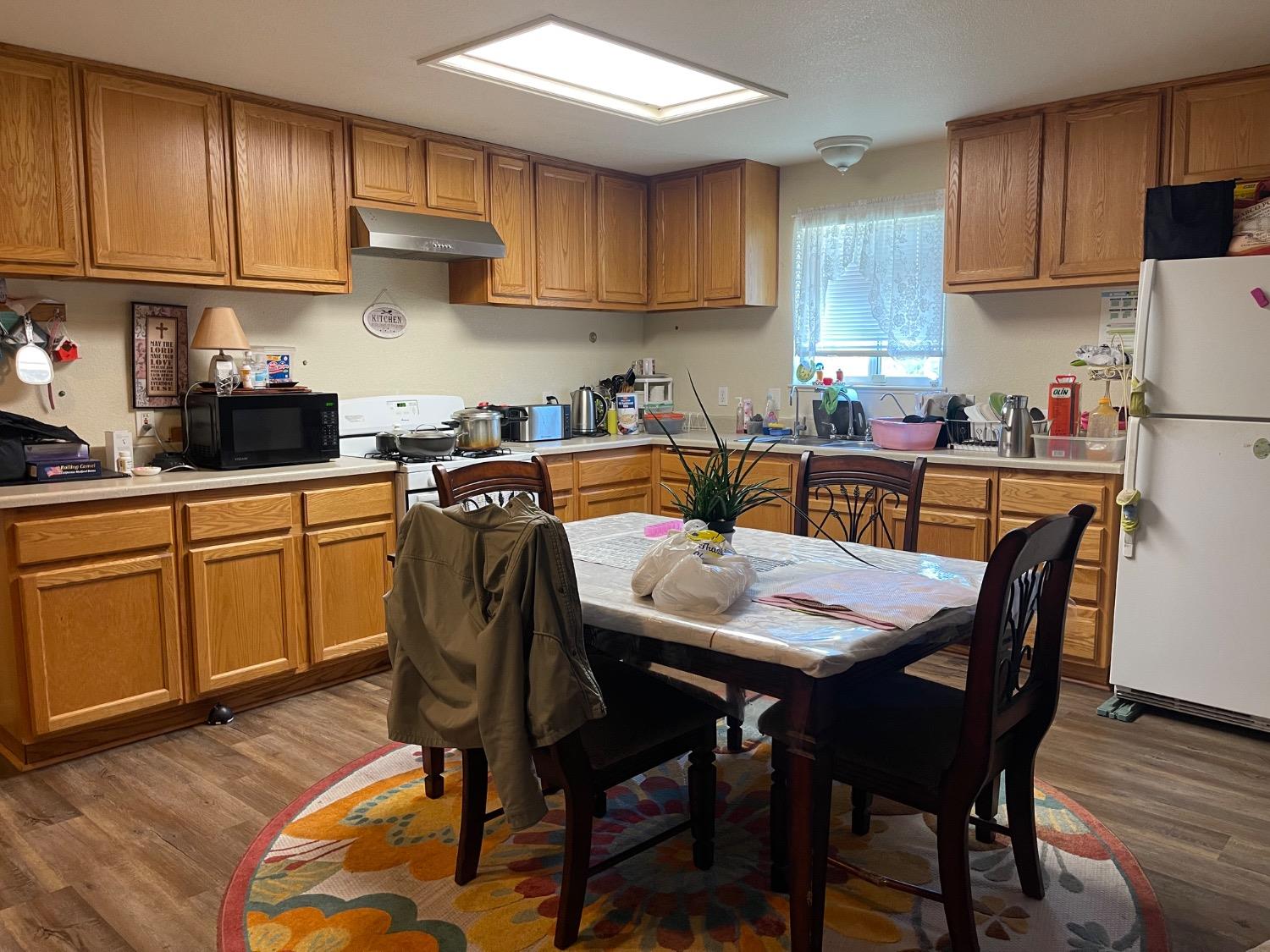 Detail Gallery Image 11 of 17 For 7721 39th Ave, Sacramento,  CA 95824 - 3 Beds | 1 Baths