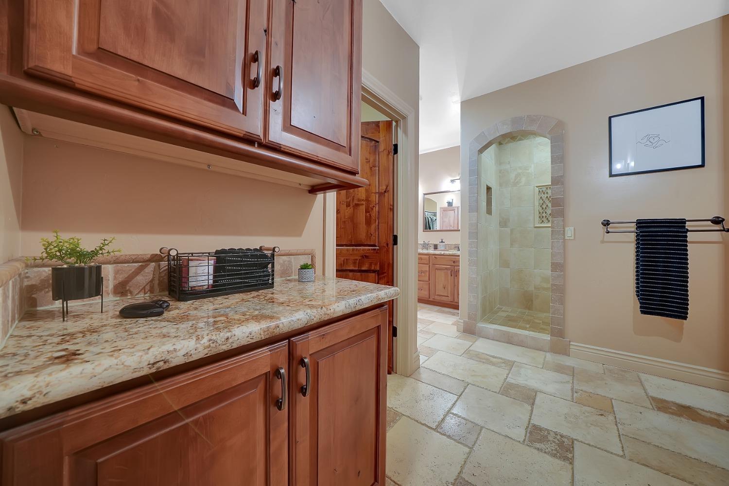 Detail Gallery Image 27 of 88 For 13707 Petersen Ranch Dr, Pine Grove,  CA 95665 - 3 Beds | 2/1 Baths