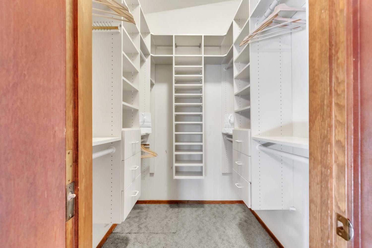 Detail Gallery Image 17 of 40 For 5784 Cold Springs Dr, Foresthill,  CA 95631 - 2 Beds | 2 Baths
