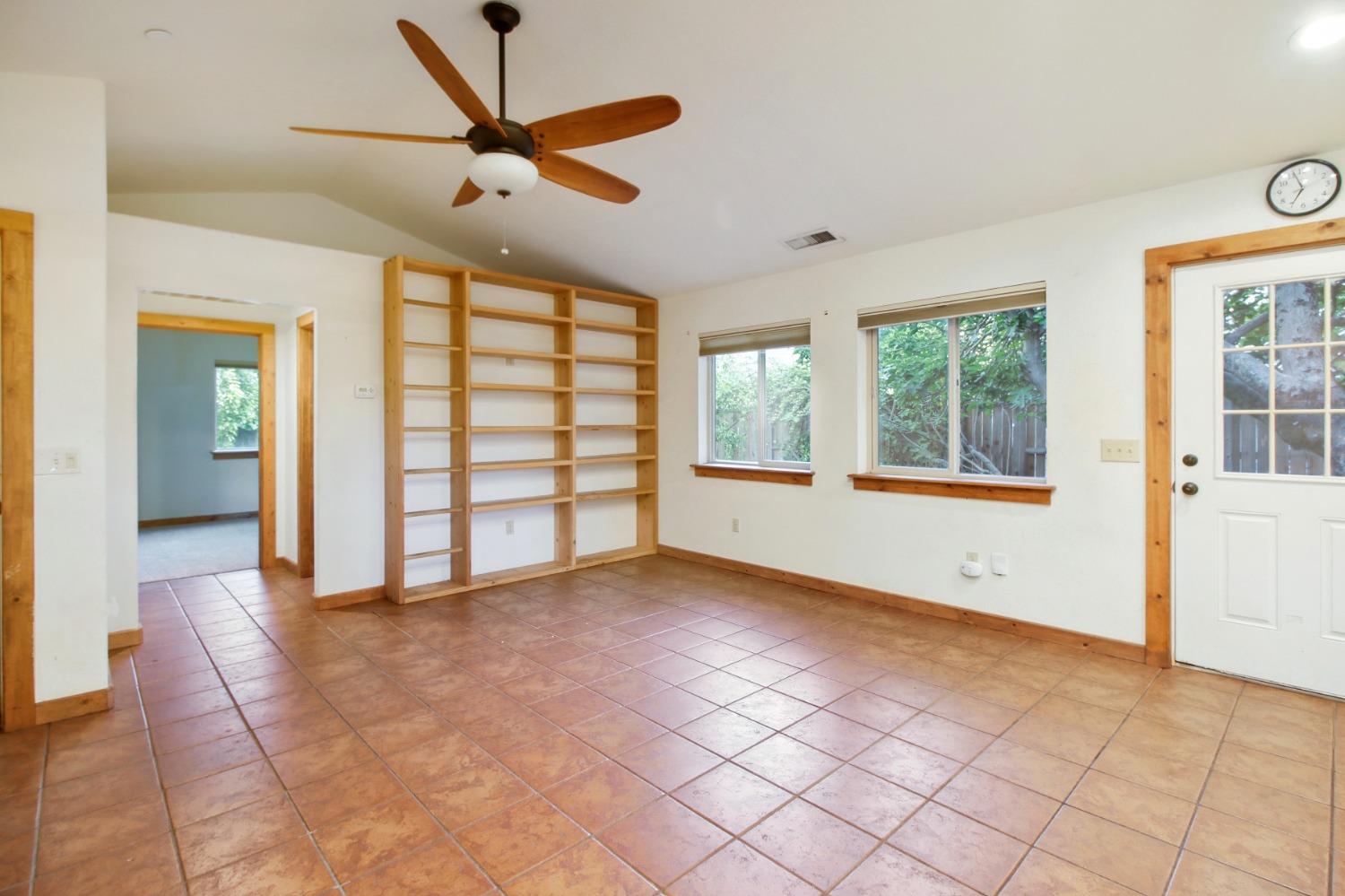 Detail Gallery Image 36 of 57 For 915 Eureka Ave, Davis,  CA 95616 - 6 Beds | 5 Baths