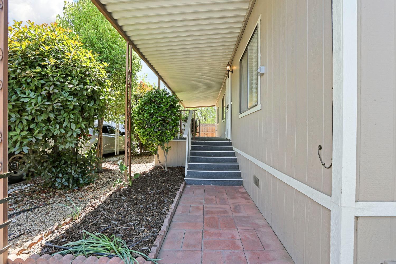 Detail Gallery Image 5 of 32 For 30 Schooner 30, Modesto,  CA 95356 - 2 Beds | 2 Baths
