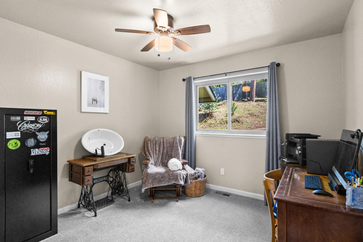 Detail Gallery Image 17 of 44 For 6360 Red Robin Rd, Placerville,  CA 95667 - 4 Beds | 2 Baths