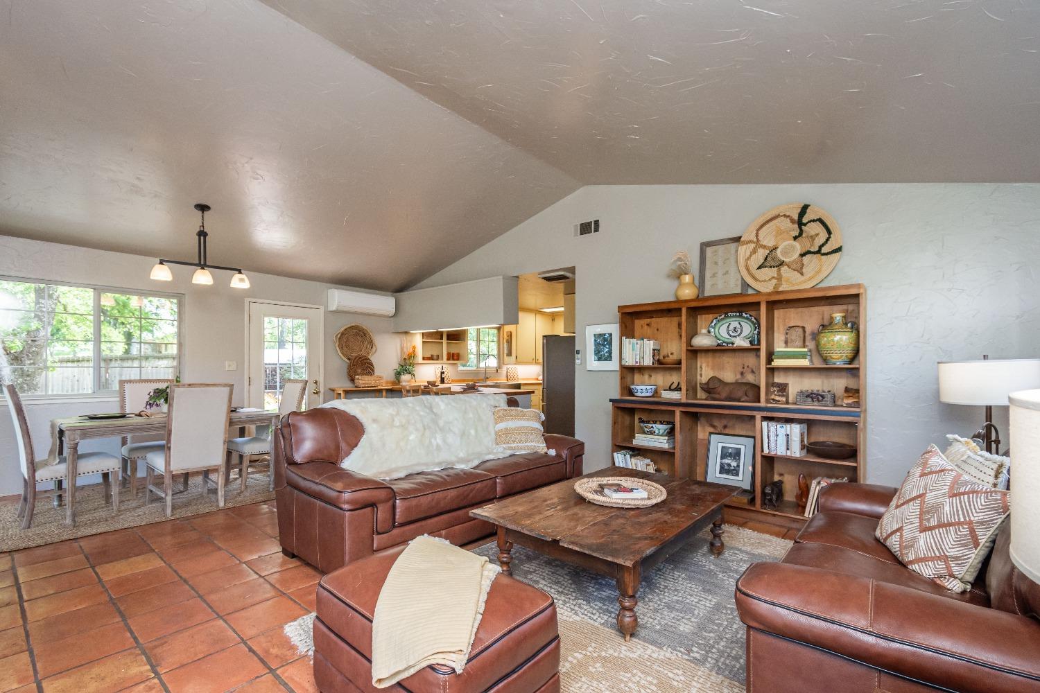 Detail Gallery Image 17 of 49 For 5521 Quail Hollow Rd, Pilot Hill,  CA 95664 - 2 Beds | 2 Baths