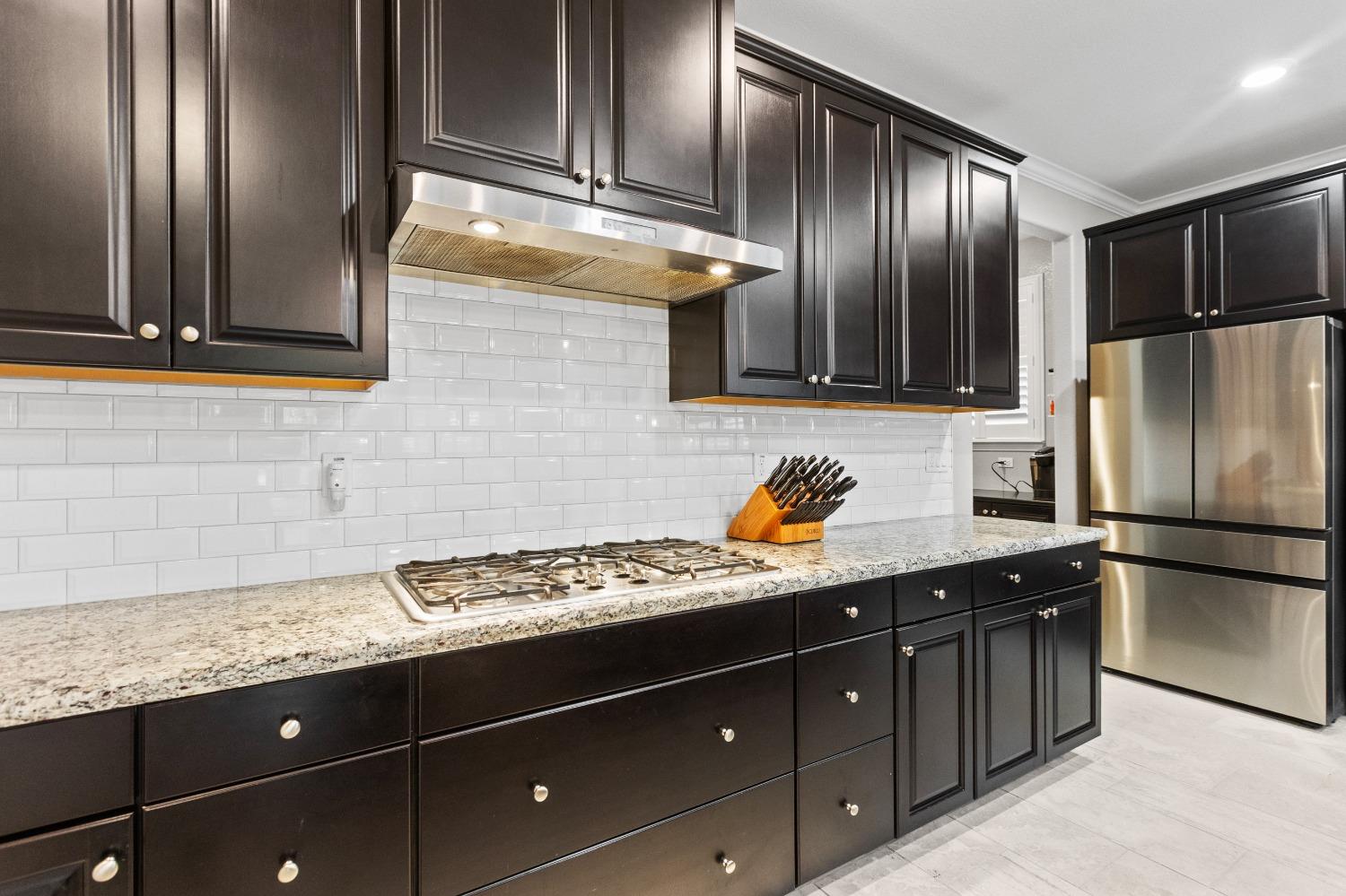 Detail Gallery Image 15 of 50 For 9273 Red Thistle Ct, Sacramento,  CA 95829 - 3 Beds | 2 Baths