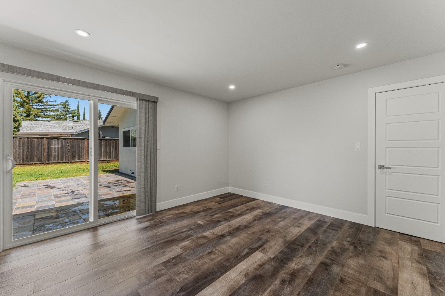 Detail Gallery Image 21 of 39 For 6865 Escallonia Dr, Orangevale,  CA 95662 - 3 Beds | 3 Baths