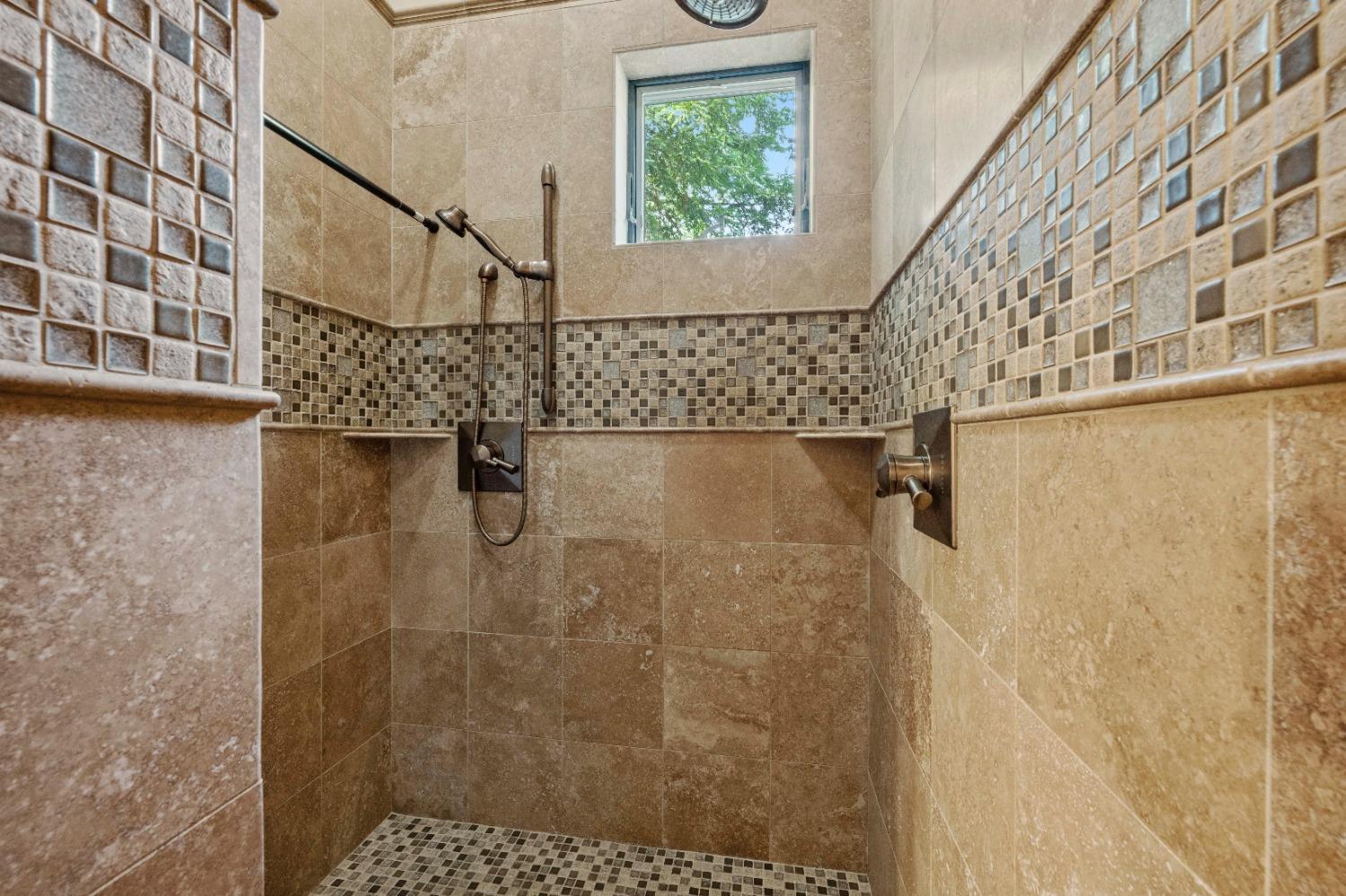 Detail Gallery Image 56 of 90 For 16279 Winchester Club Dr, Meadow Vista,  CA 95722 - 4 Beds | 5/1 Baths