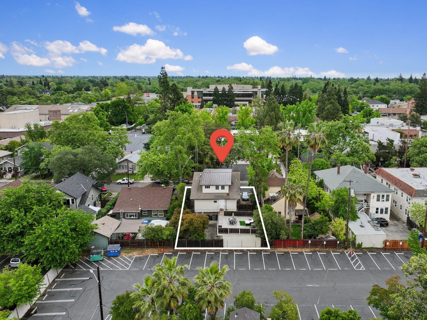 Detail Gallery Image 24 of 26 For 910 38th St, Sacramento,  CA 95816 - – Beds | – Baths