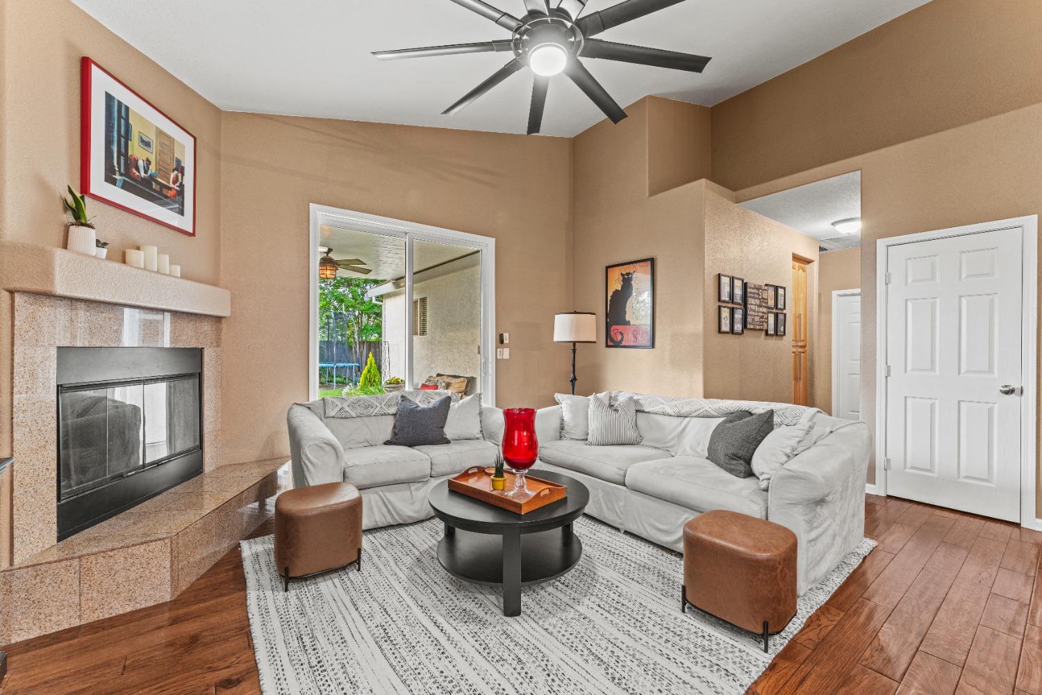 Portside Circle, Roseville, California image 9