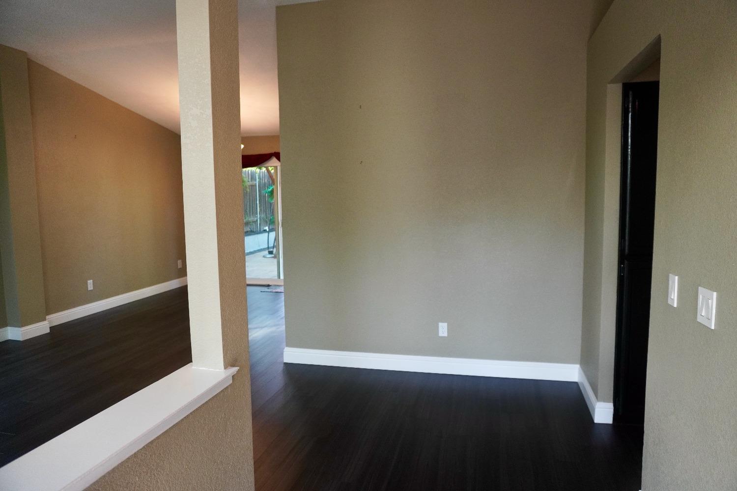 property-img