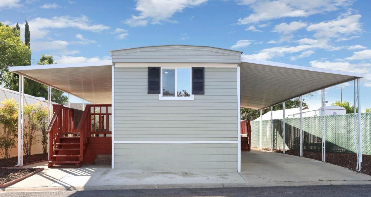 Detail Gallery Image 1 of 40 For 18450 Ca 88 44, Lockeford,  CA 95237 - 3 Beds | 2 Baths
