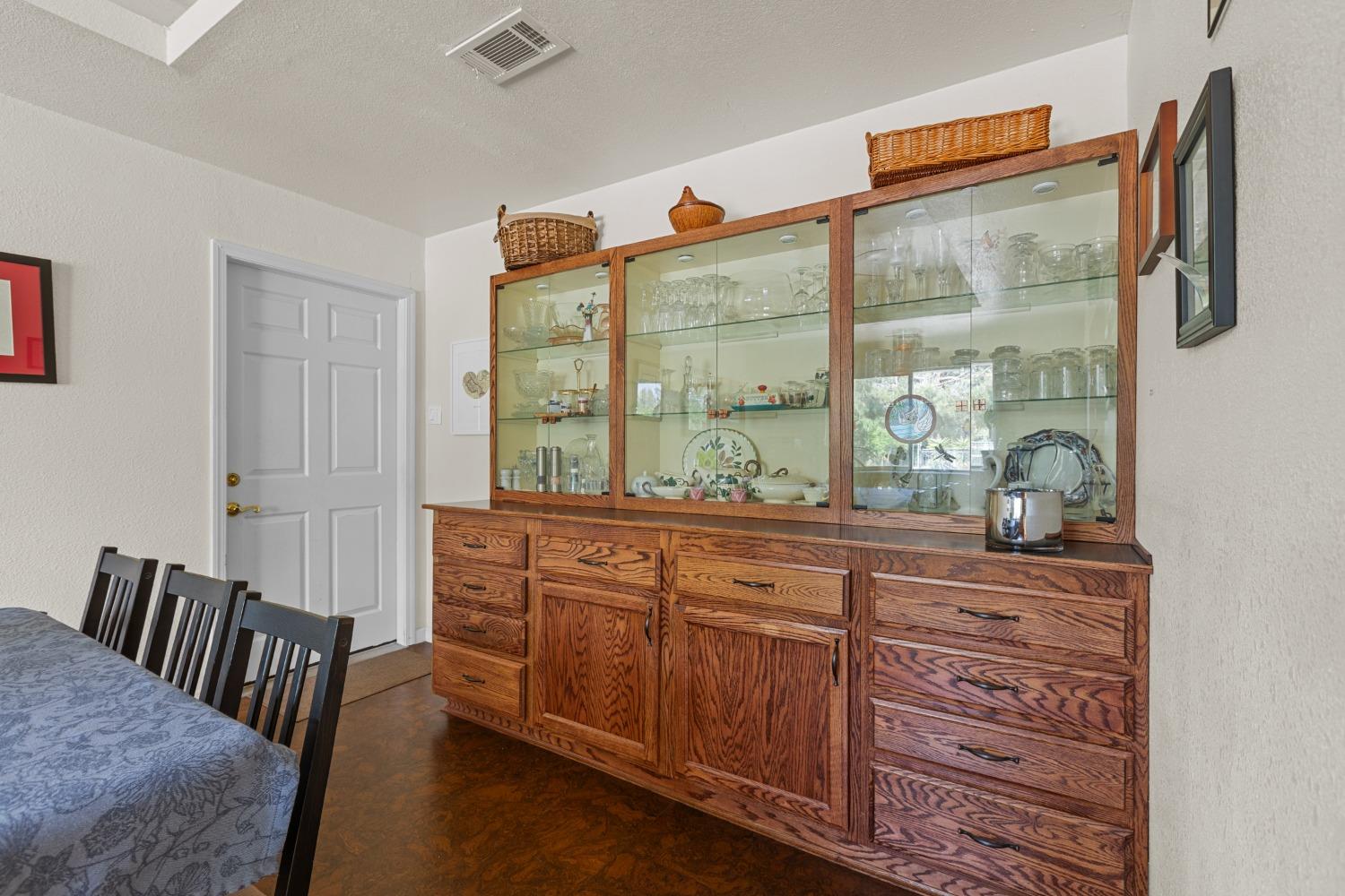 Detail Gallery Image 18 of 40 For 8529 El Verano Ave, Elverta,  CA 95626 - 4 Beds | 2 Baths