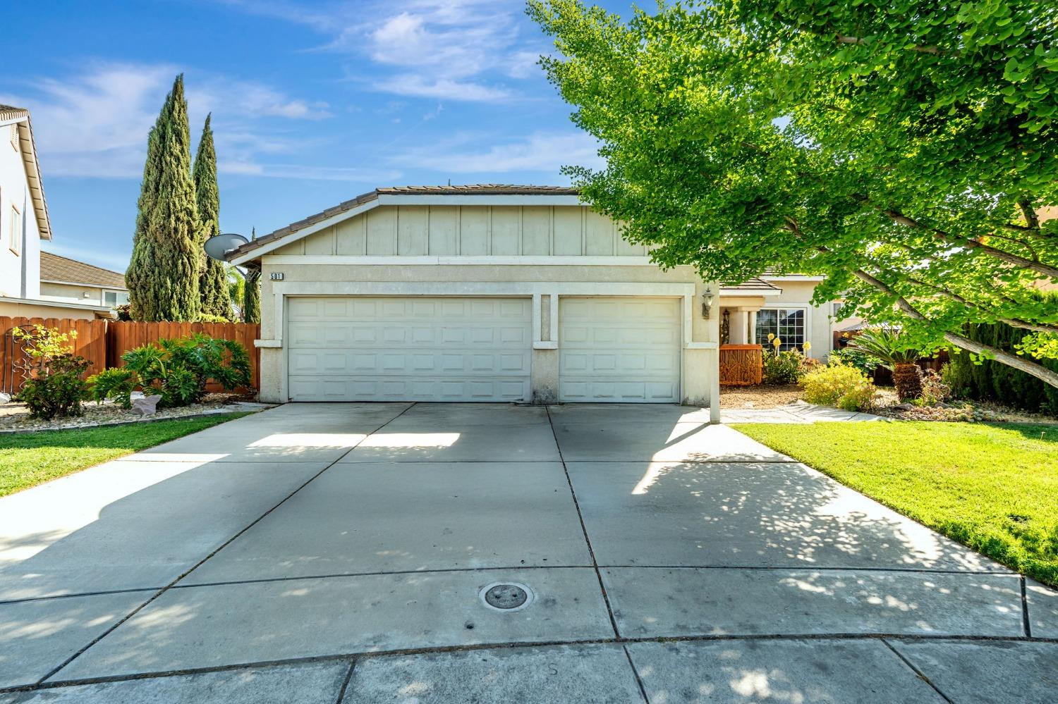 Micheletos Way, Manteca, California image 1